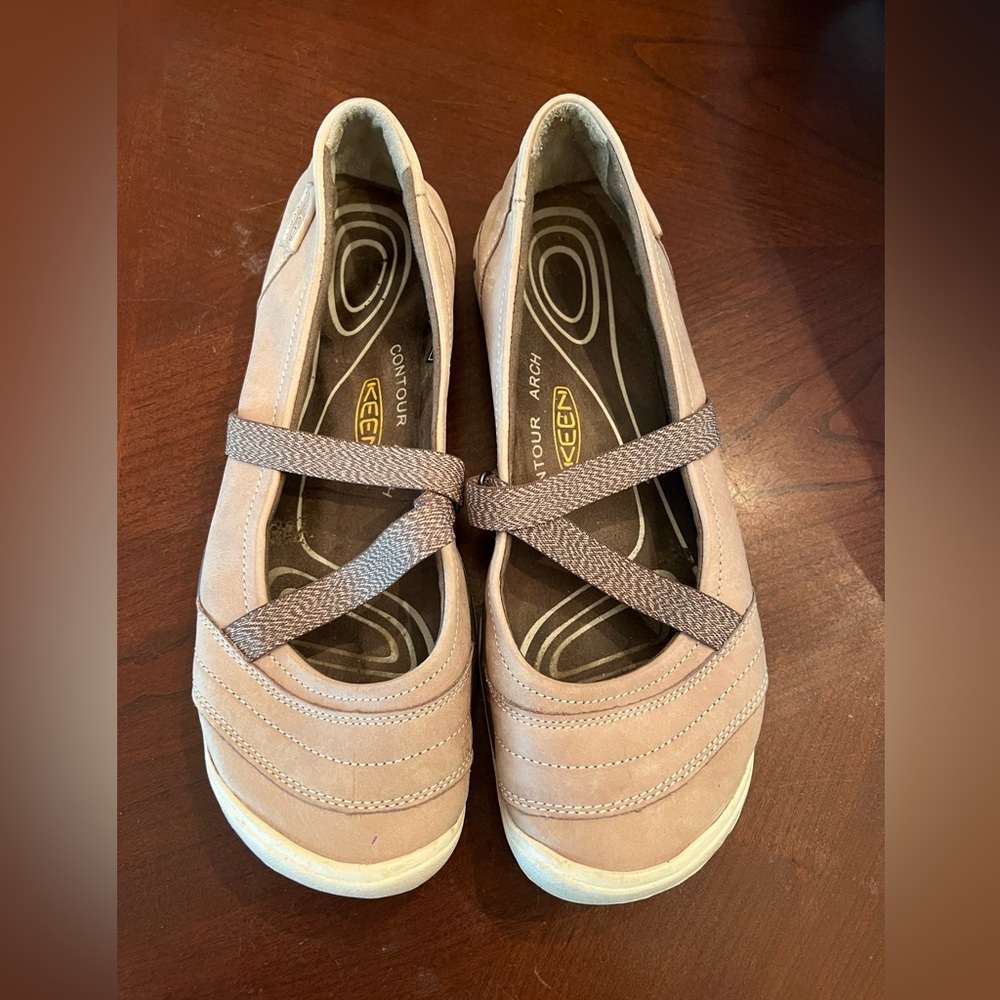 EUC Keen Women’s Rivington Mary-Jane Style Shoes size 11
